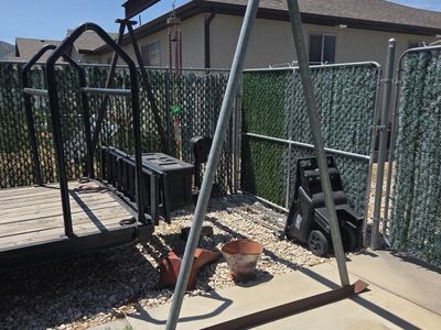 A frame hoist