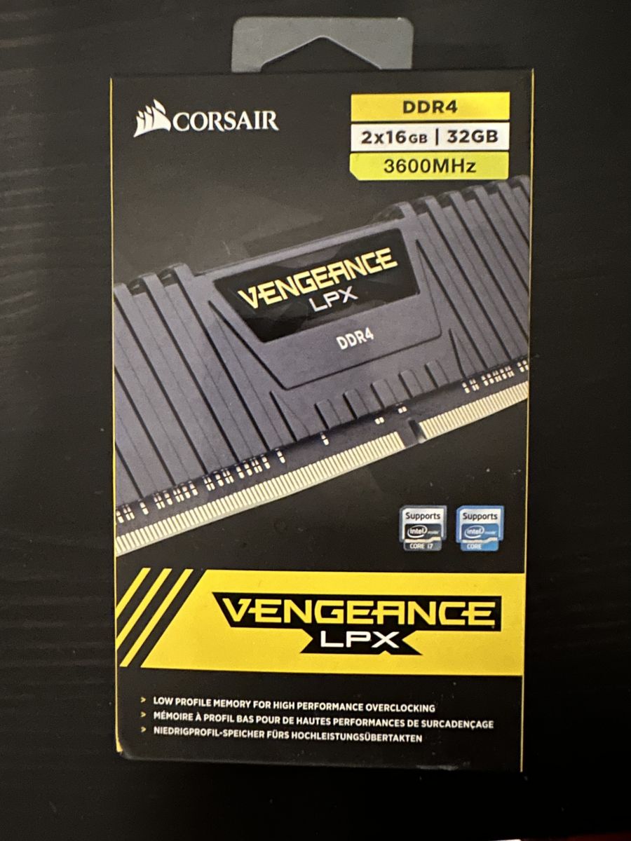 CORSAIR Vengeance LPX DDR4 RAM 32GB