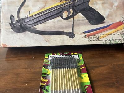 New pistol hand crossbow