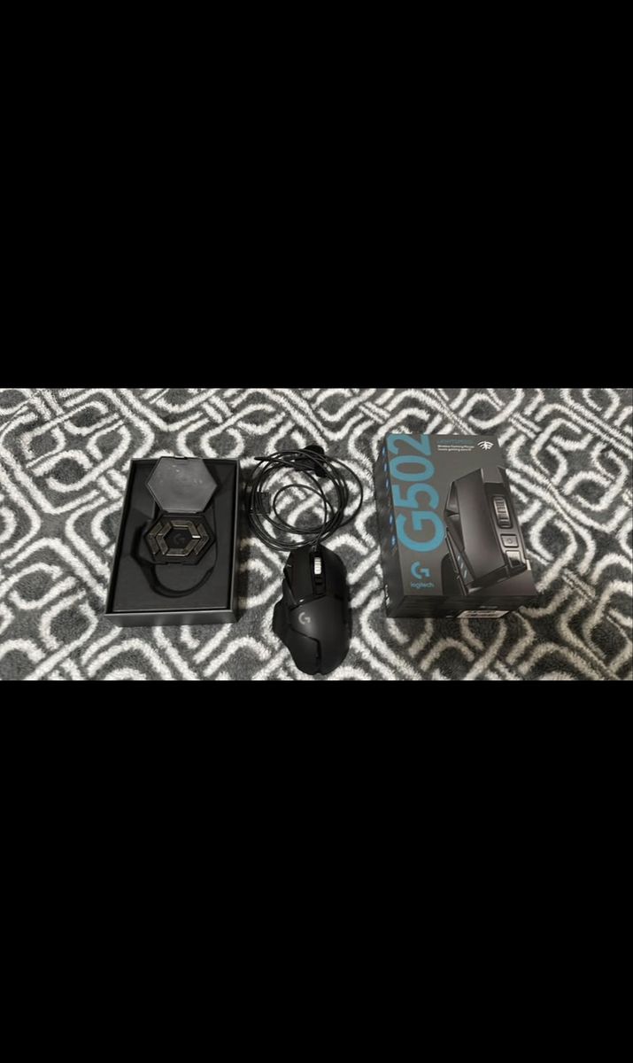 Logitech G502 LIGHTSPEED WIRED  Gaming Mouse with Box and Accessories
