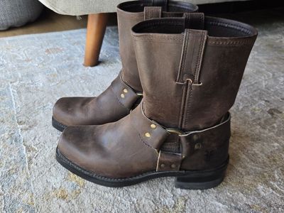 Frye boots, barely worn.