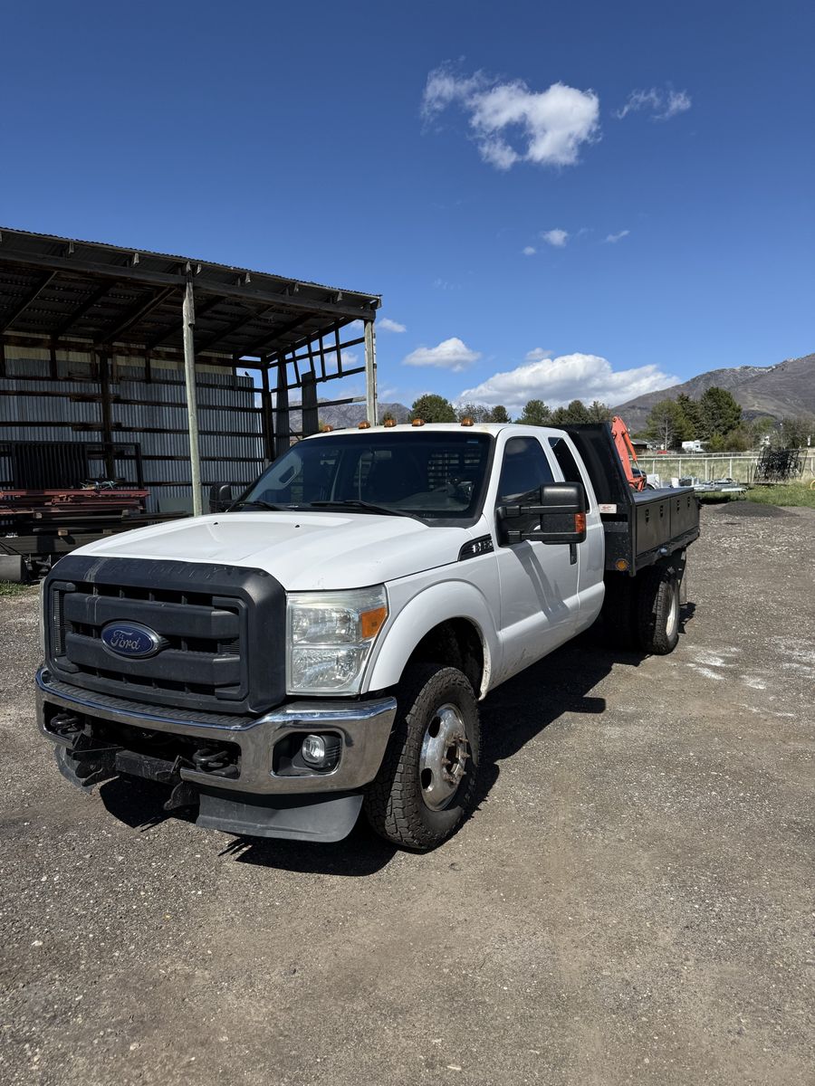 2015 FORD F350 SUPER DUTY XL