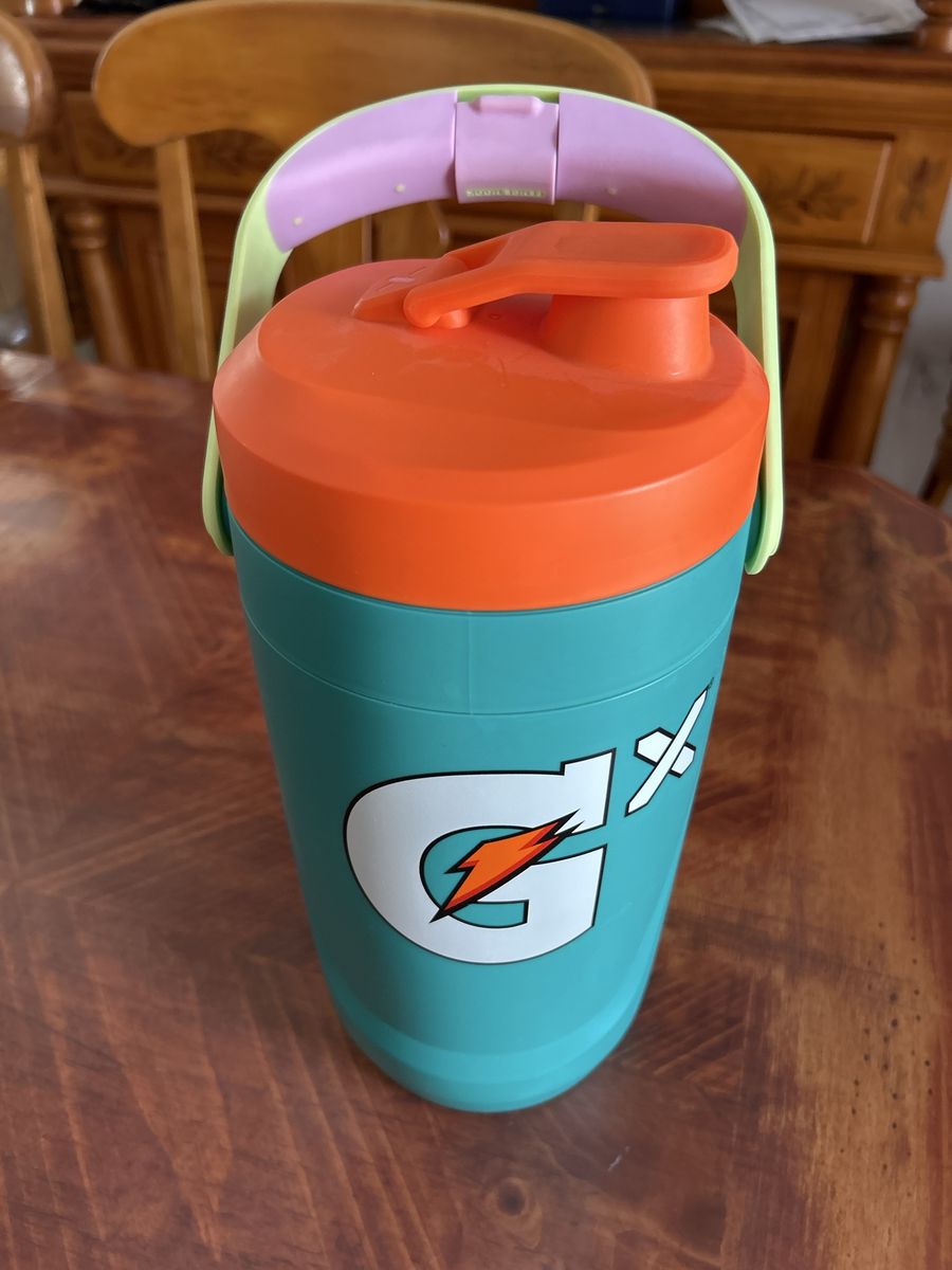 Gatorade Gx Sports Water Bottle Jug with handle in Teal Orange 