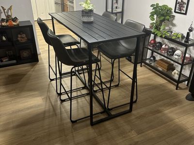 Bar Height Table and Chairs