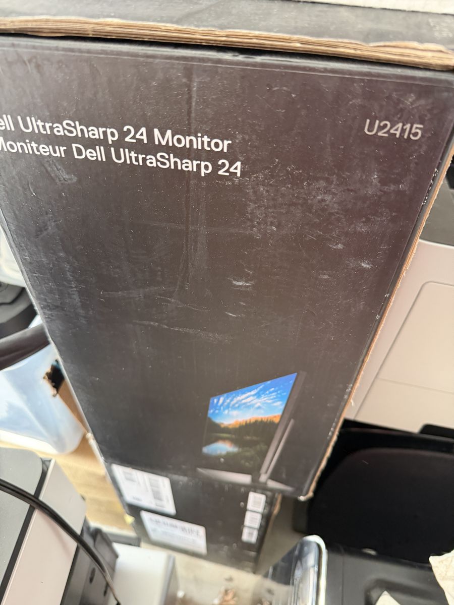 Dell Ultrasharp 24 U2415 monitor -