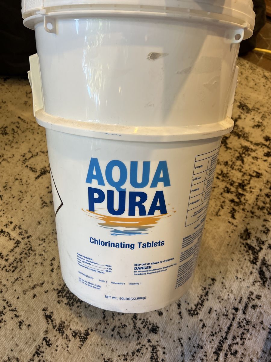 Aqua Pura chlorinating tablets