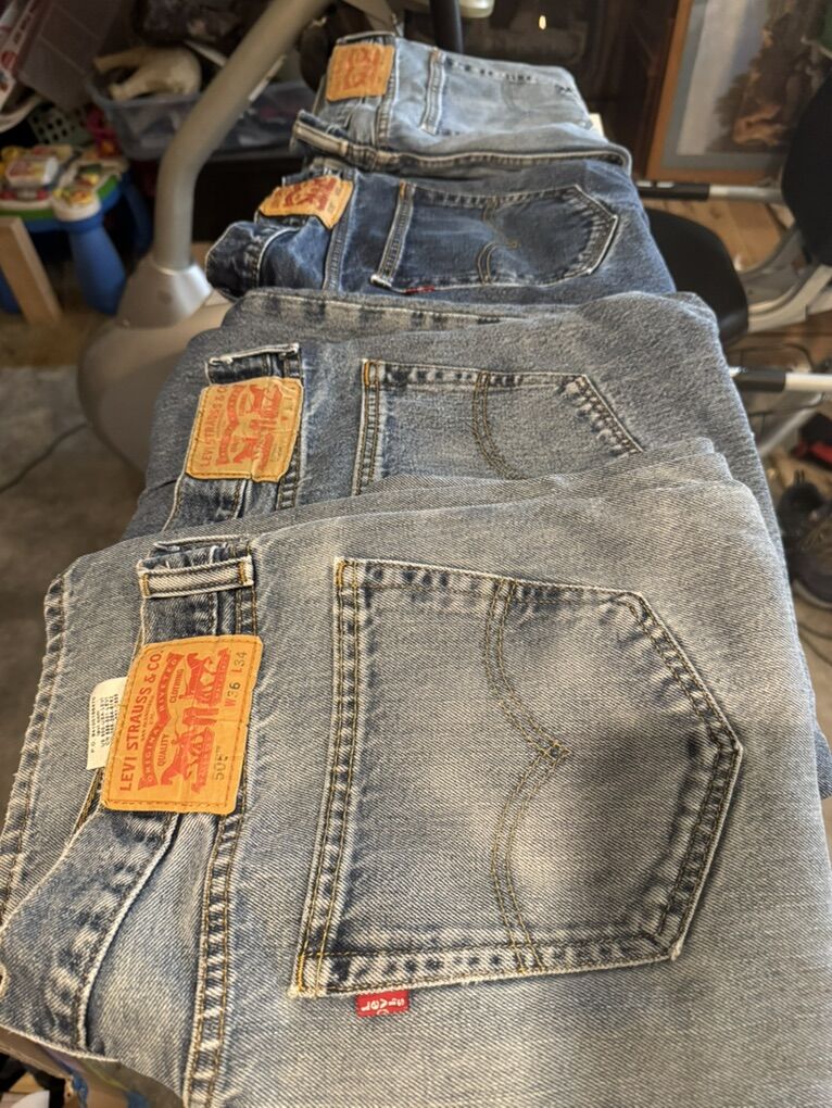 LEVIS