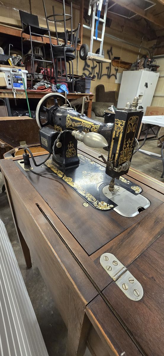 Vintage Duo: 1924 White Family Rotary & Legendary Singer 15-91 — Both Working Great! It