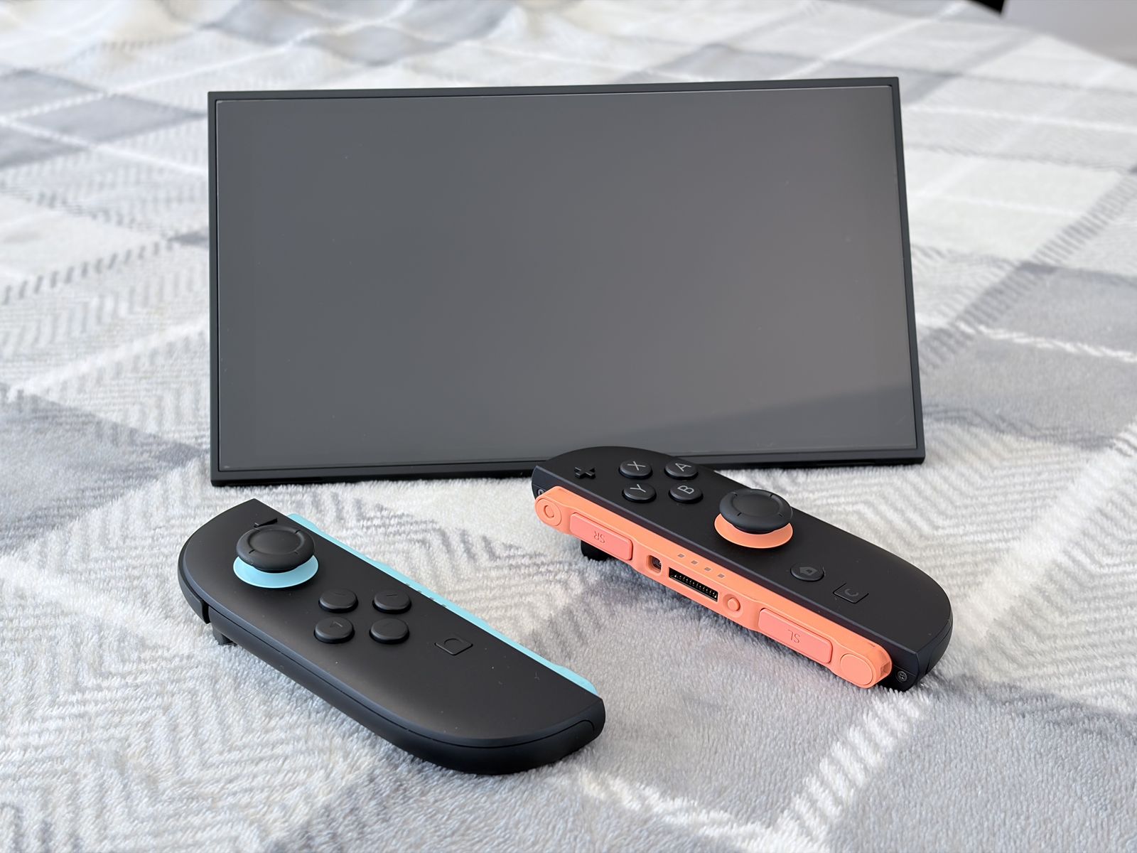 Nintendo Switch 2 in Perfect Condition | Donkey Kong Bonanza | Nintendo Carrying Case
