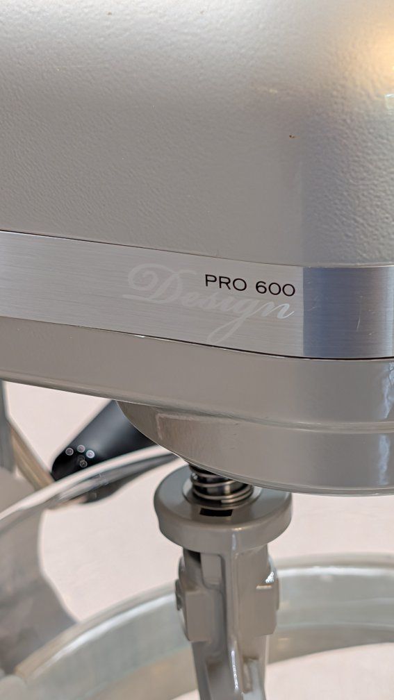 Main image 7