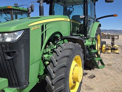 8285R John Deere Tractor FWD