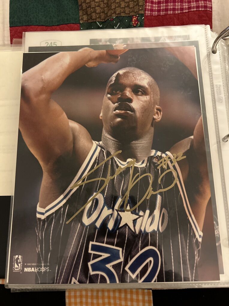 Shaquille O'Neal Autograph MBA 8x10 Photo Signed