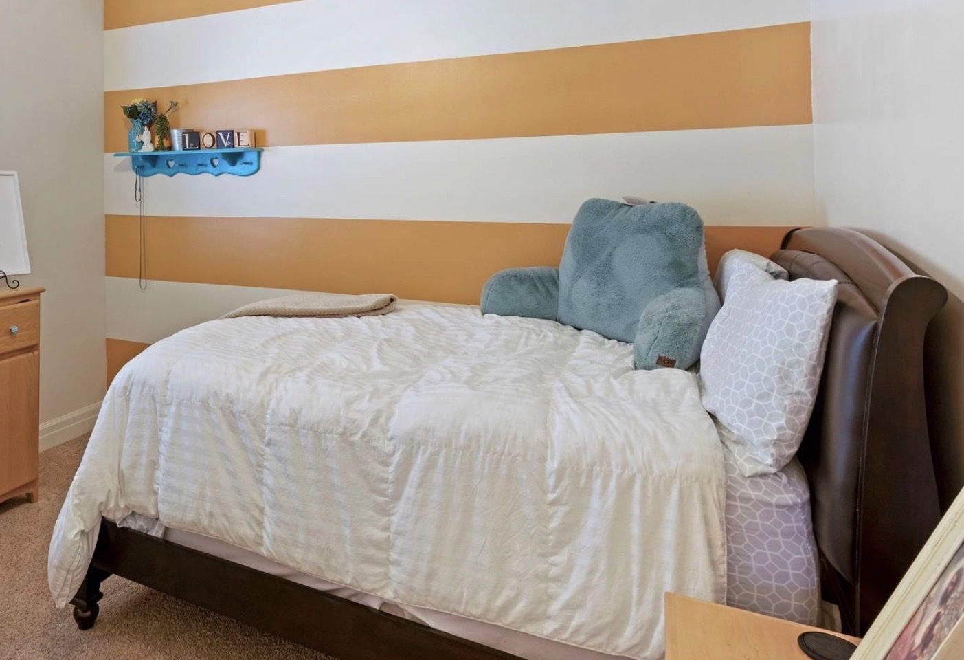 Full Size Bed