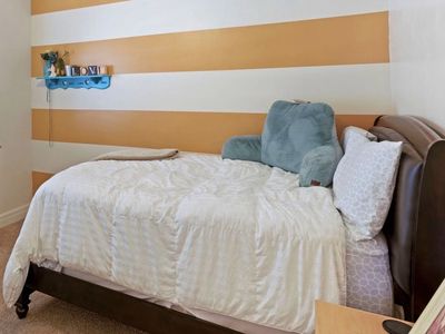 Full Size Bed
