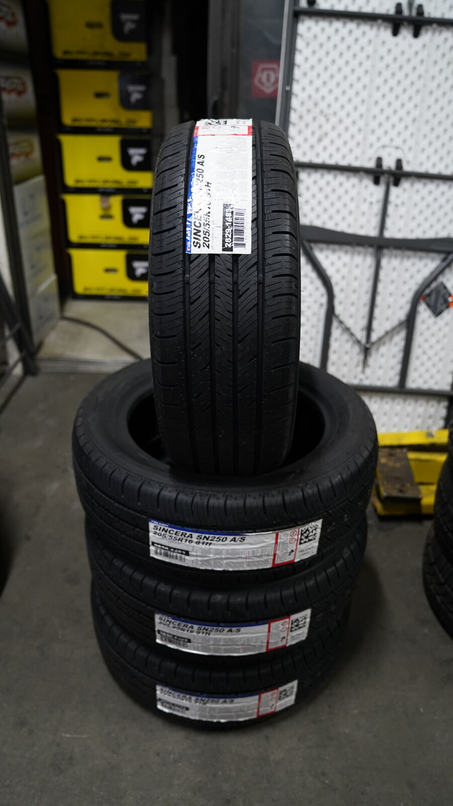 TIRES FALKEN 205-55-16