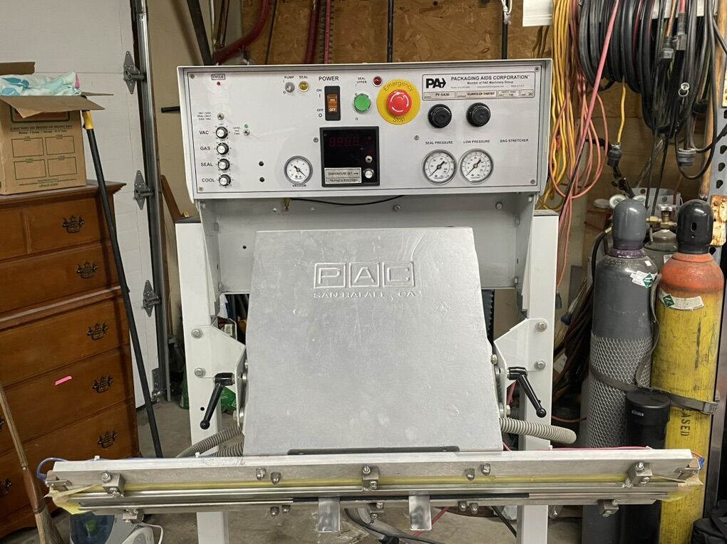 PAC Industrial Vacuum Sealer Sealing