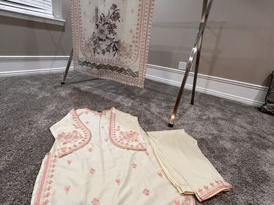 Cream & Pink Embroidered Pakistani 3-Piece Outfit - New