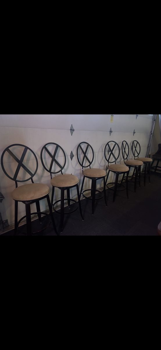 Set of 6 Swivel Bar Stools Metal Frame with Upholstered Cushions