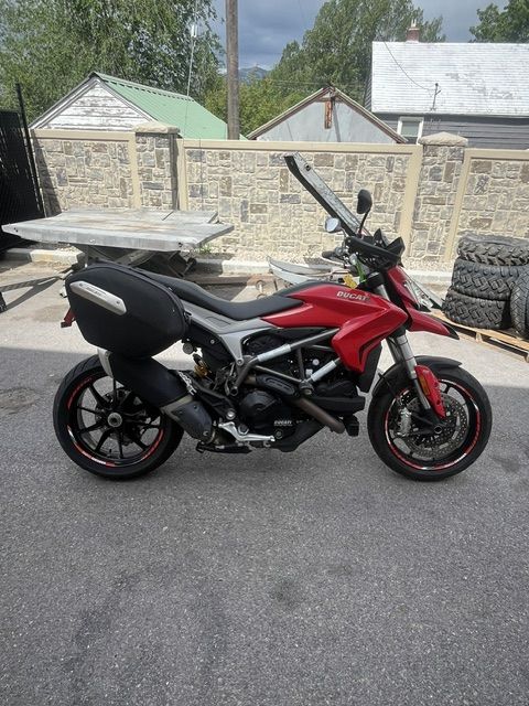 2016 Ducati Hypermotard 939 Red - UD12818