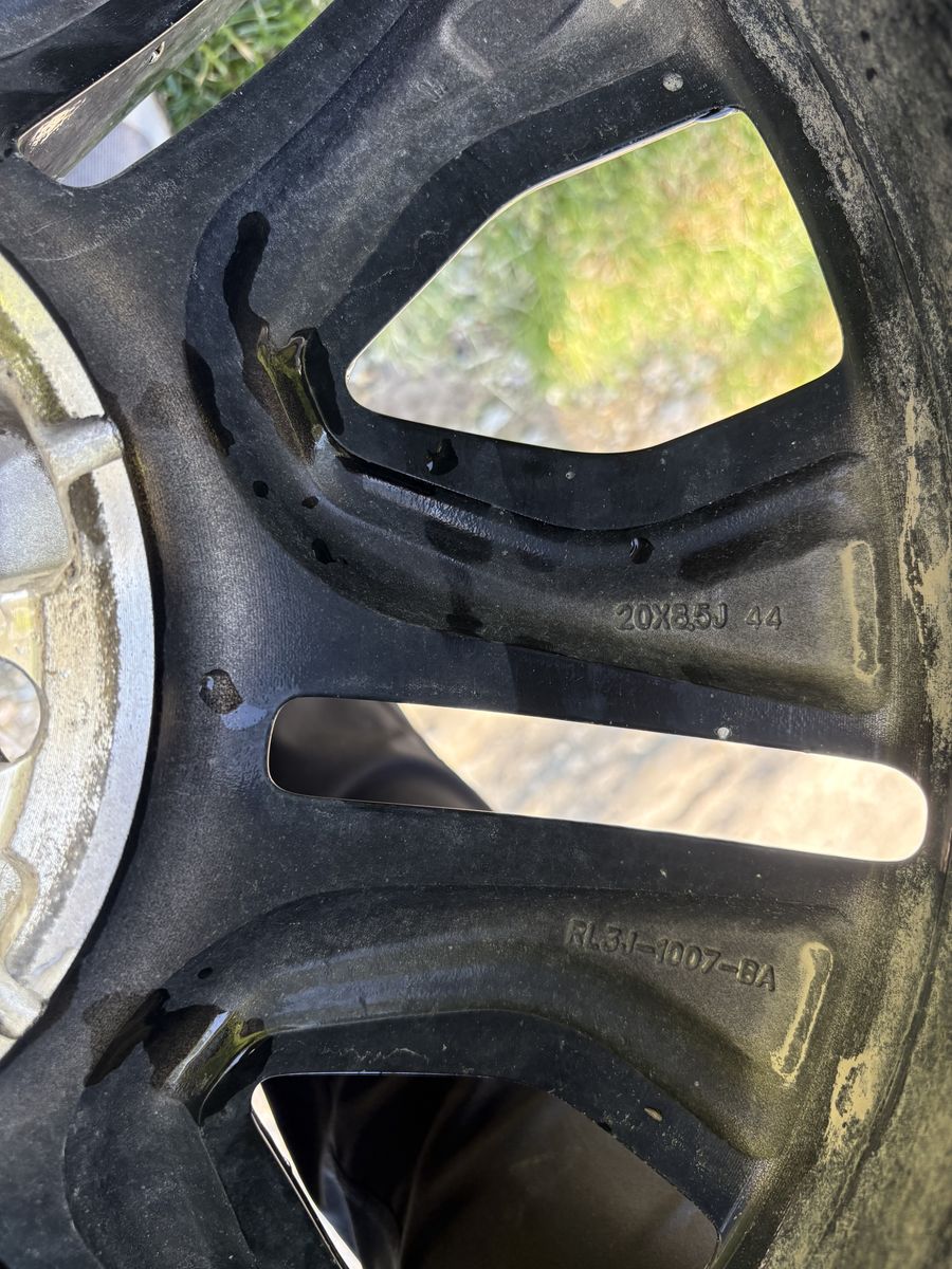 2024 Ford F-150 Lariat OEM wheels