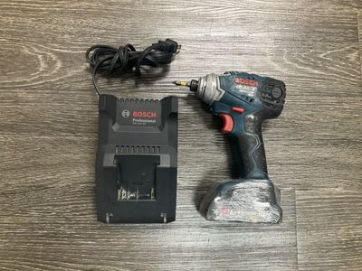 BOSCH 18V CORDLESS 1/4 INCH IMPACT DRIVER W/ BATTERY AND CHARGER