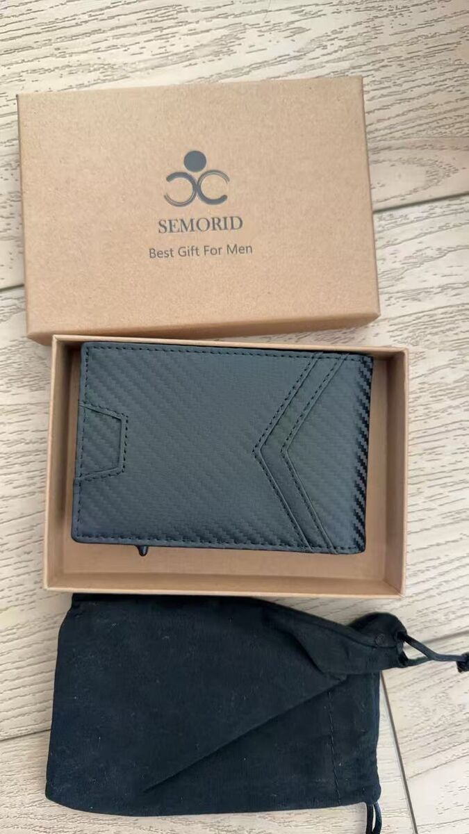 New in box Men's Wallet