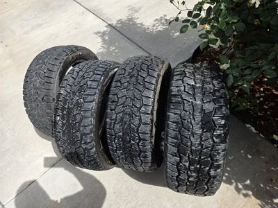 set tires 225/50R17