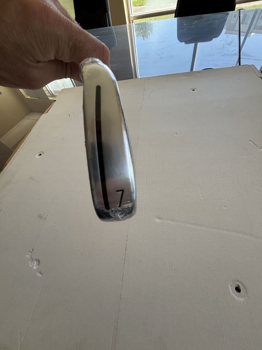 TaylorMade Qi Max  7 Iron Golf Club - Right Handed KBS MAX MT 85 Shaft