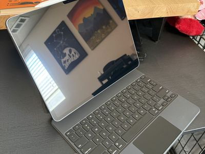 iPad Air M3, Wi-Fi, 128GB, Space Gray w/ Magic Keyboard & Apple Pencil Pro 2