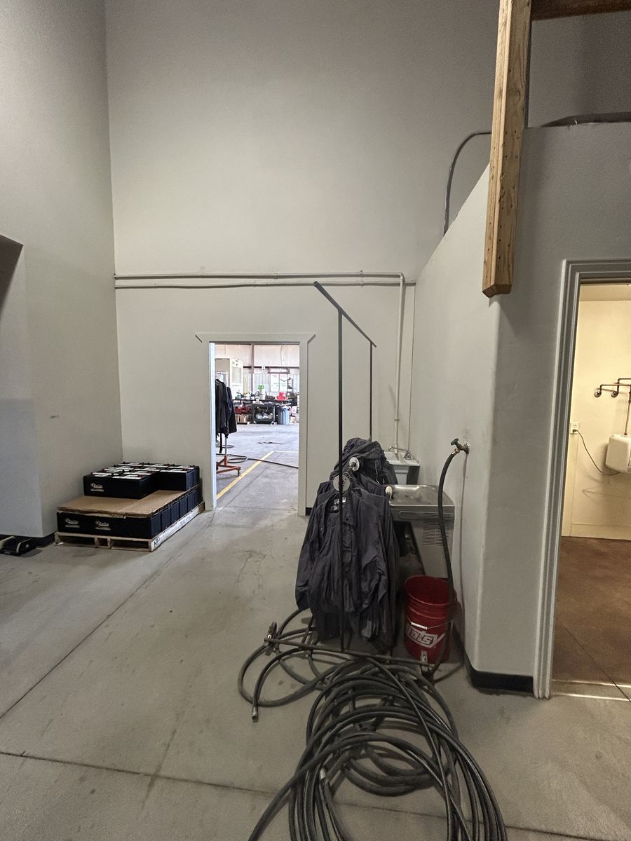 Main image 8