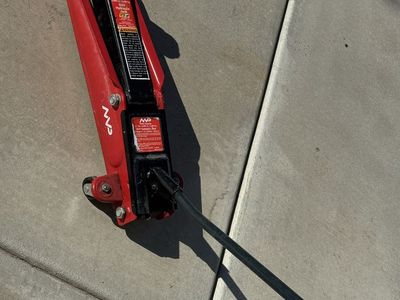2.5 Ton (5000lb) SUV Hydraulic Floor Jack - Speedy Lift Series