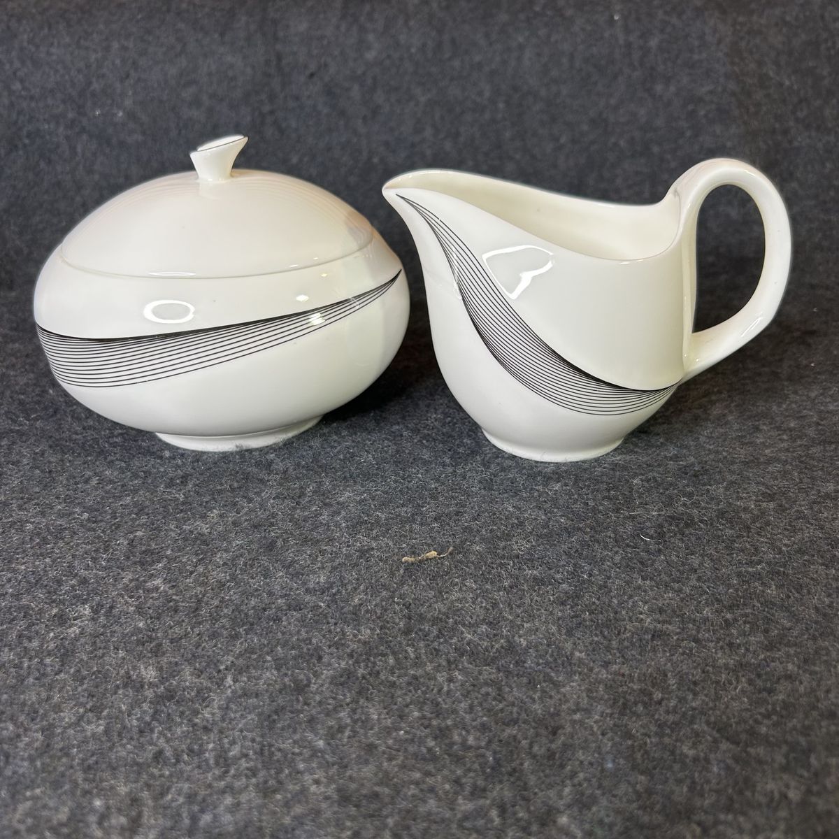 Wedgwood Apollo Creamer and sugar bowl