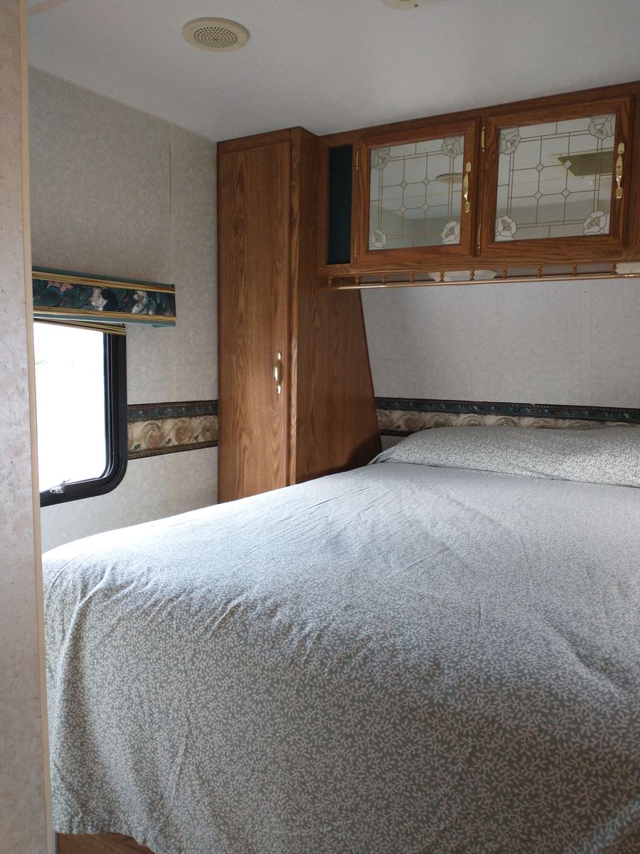 Main image 7