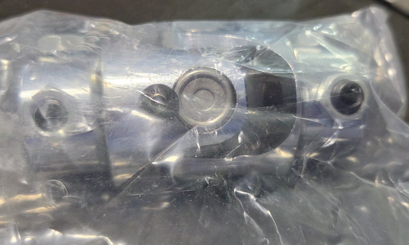 New chrome-plated steel single steering universal joint (U-joint)