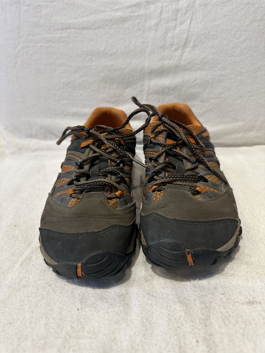 Merrell men’s size 8.5 gray/orange trim hiking shoe