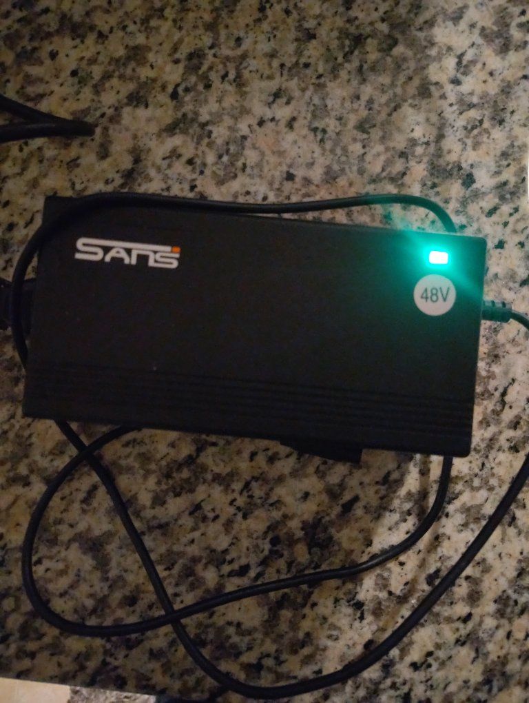 Sans 48V To 54.6V 3 Pin E-Bike Battery Charger