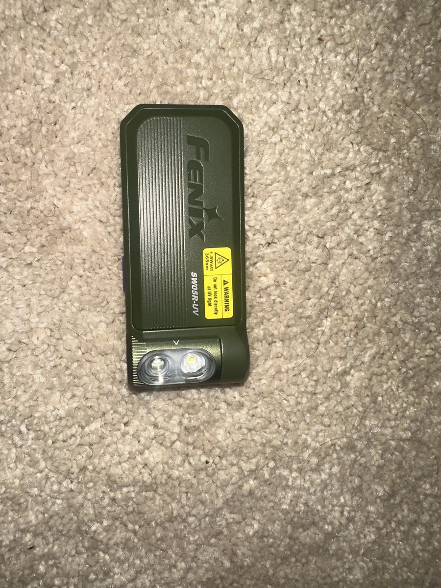Fenix SW05R-UV Compact LED EDC Flashlight with 365nm UV Light - Olive Green