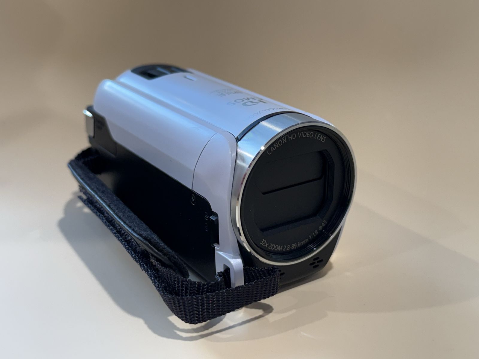 Main image 4