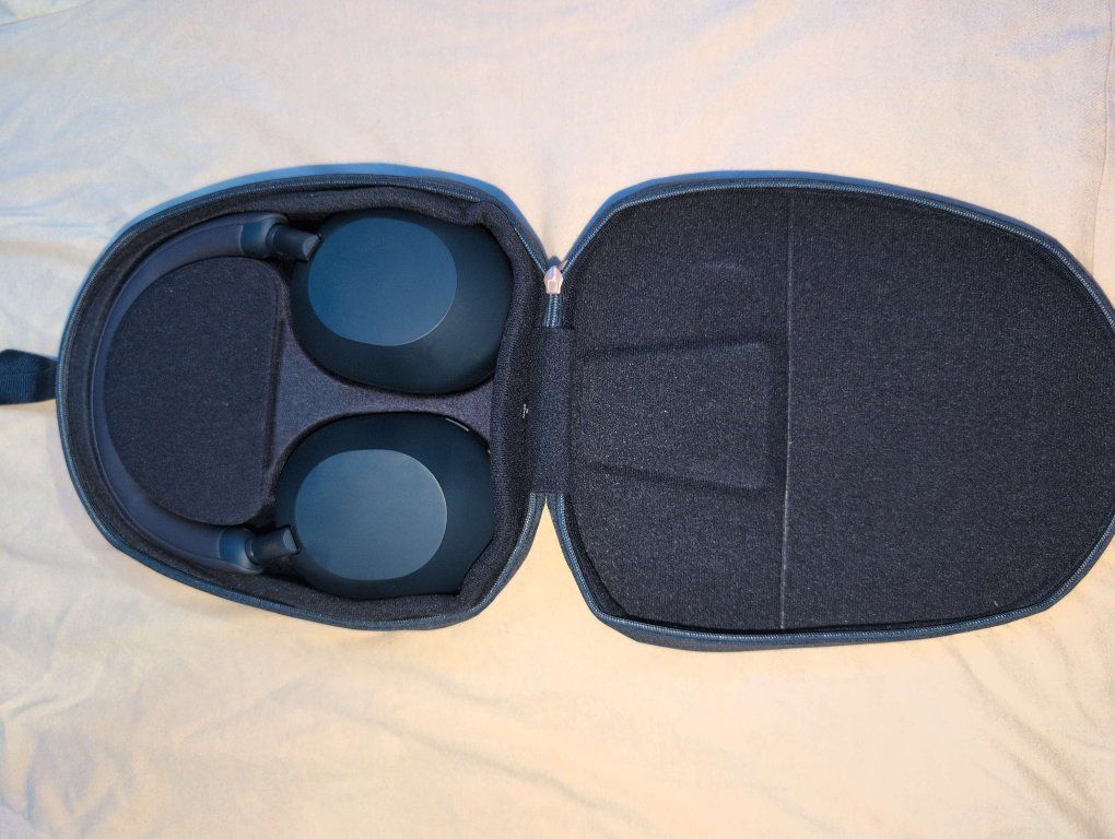 Sony WH-1000XM5 Wireless Noise-canceling headphone