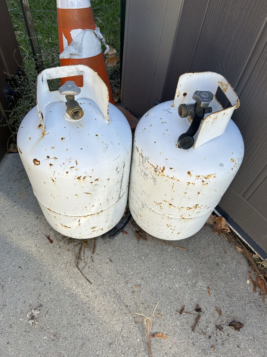 Extra large propane tanks