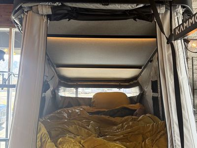 Thule Widesky Ashland Grey DISPLAY MODEL