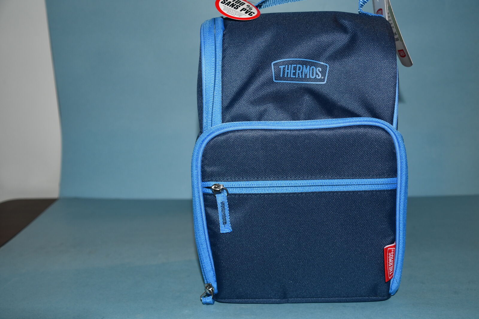 NWT "THERMOS" INSULATED LUNCH BAG ~ BLUE ~ 5" x 11" x 8" ~ 3 ZIPPERED COMPARTMENTS