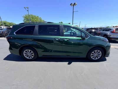 2024 Toyota Sienna XLE 7-Passenger