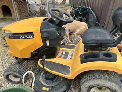 Cub cadet lawnmower