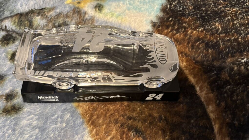 Jeff Gordon Collectable Crystal Race Car #24