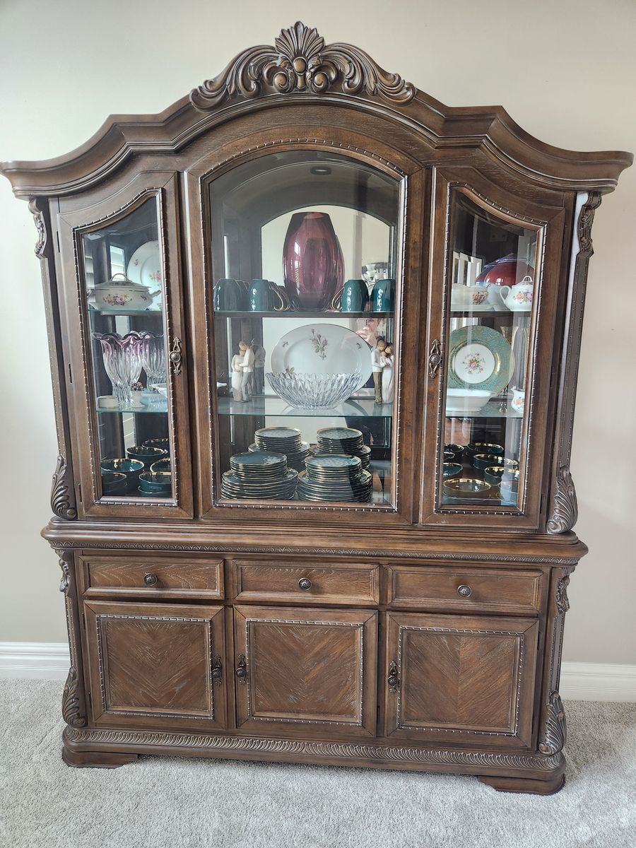 China Hutch