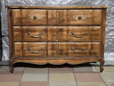 Vintage 3 Drawer Dresser