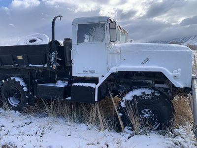 84 AM General M923 6x6 military truck
