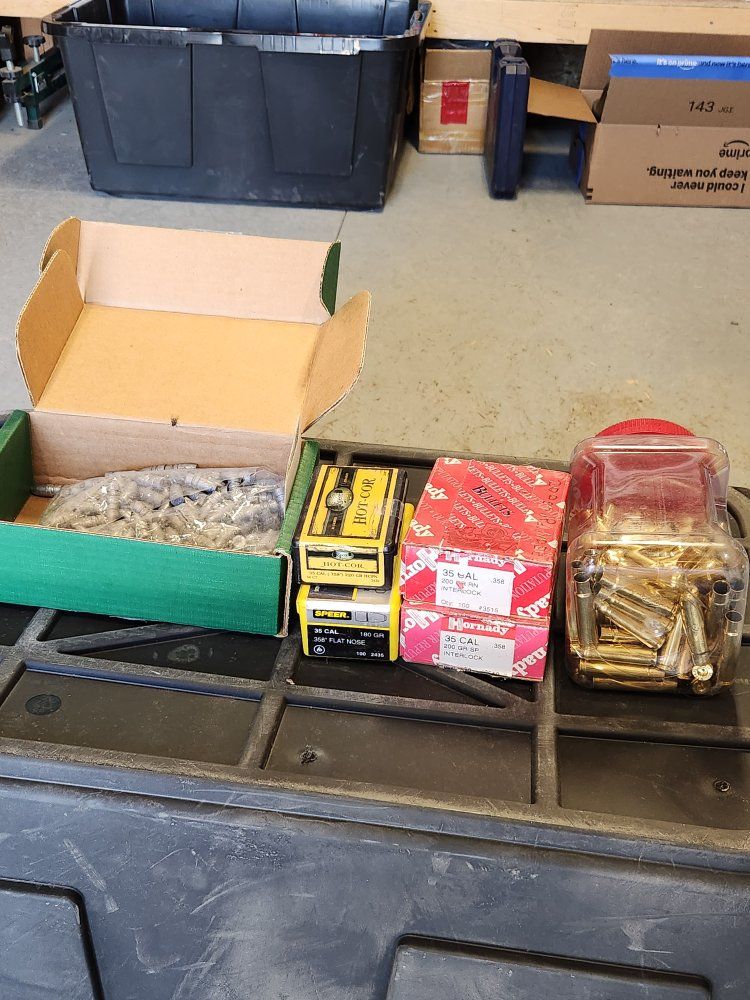 Mixed .35 Caliber Reloading Bullets - Hornady Interlock & Speer Hot-Cor/Flat Nose