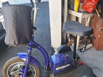eWheels Electric Mobility Scooter - Blue 3-Wheel Trike with Storage Basket